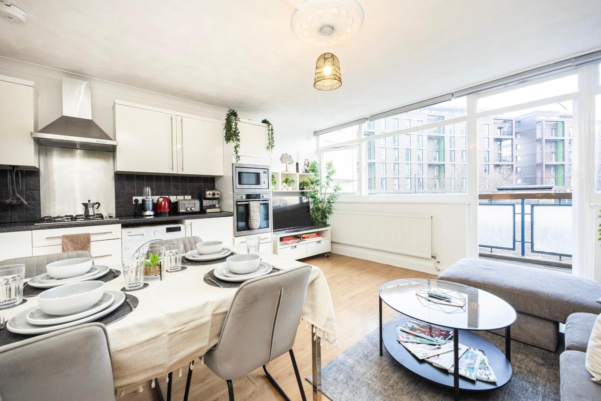 Trendy 4 Bed Apartment Near Vibrant Shoreditch W Balcony And Walking Distance To Tube London Kültér fotó