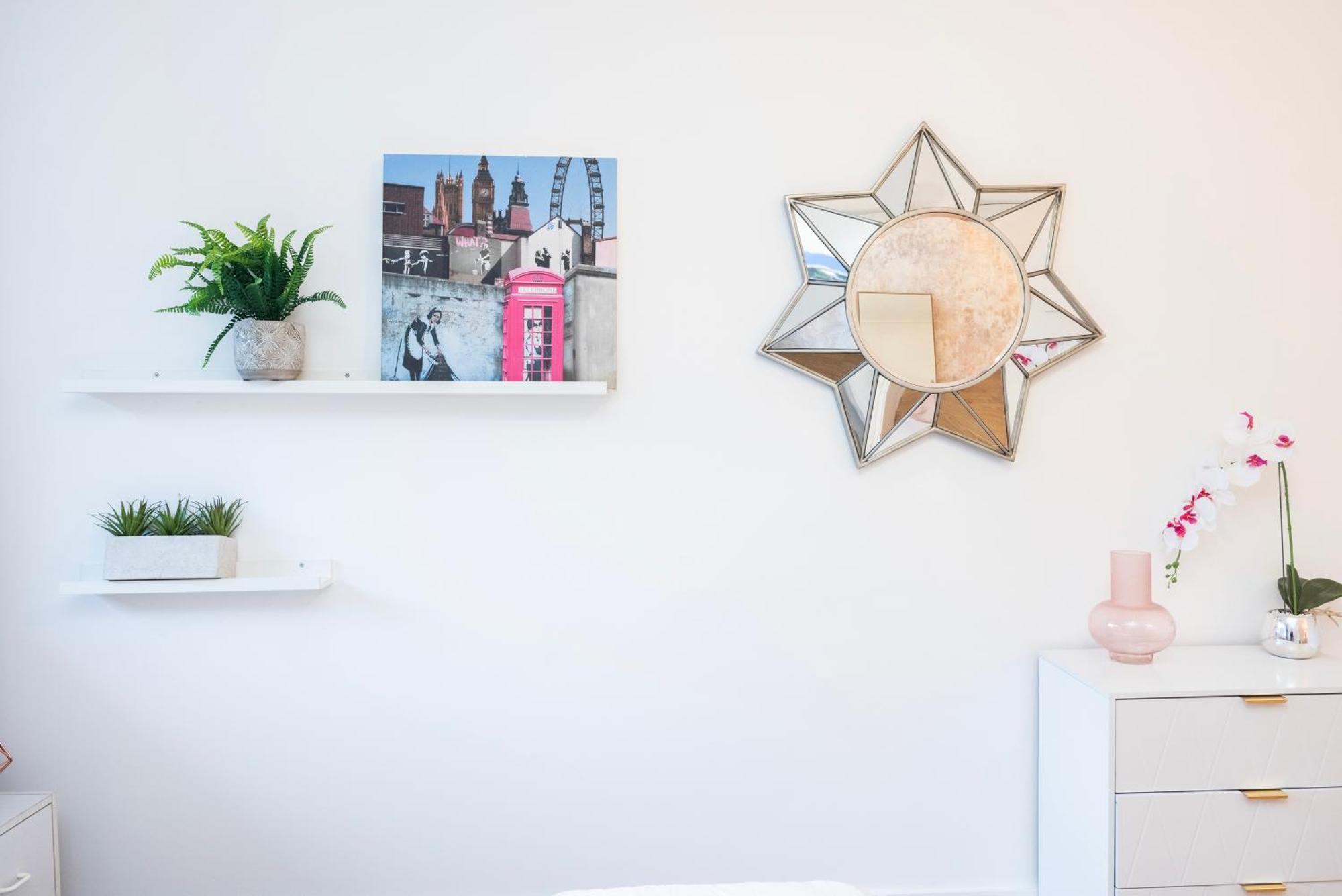 Trendy 4 Bed Apartment Near Vibrant Shoreditch W Balcony And Walking Distance To Tube London Kültér fotó